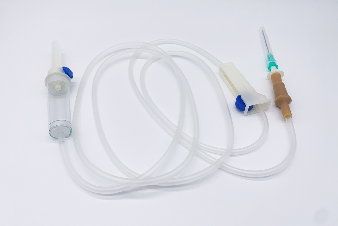 Infusion set with 48mm chamber PE regulator 150cm tube with filter with airvent with latex bulb-5838